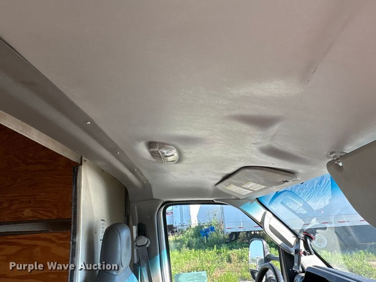 image for item EF1226 2019 Ford E350 box truck