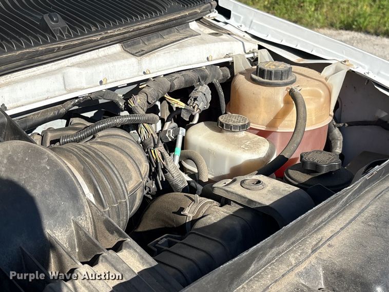 image for item EF1226 2019 Ford E350 box truck