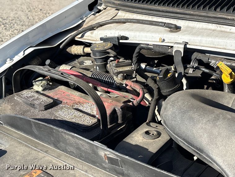 image for item EF1226 2019 Ford E350 box truck