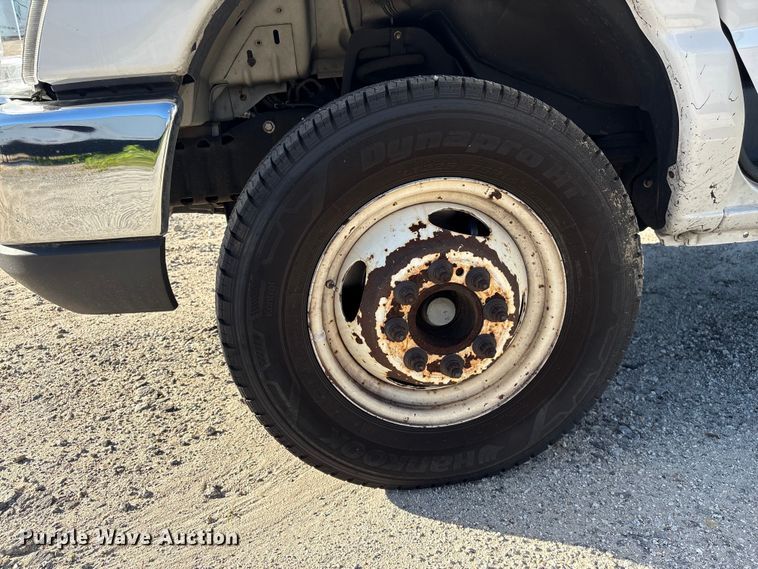 image for item EF1226 2019 Ford E350 box truck