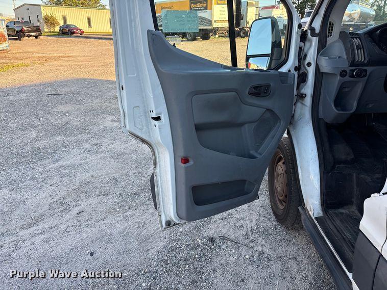 image for item EF1227 2017 Ford Transit delivery van