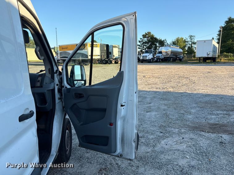 image for item EF1227 2017 Ford Transit delivery van