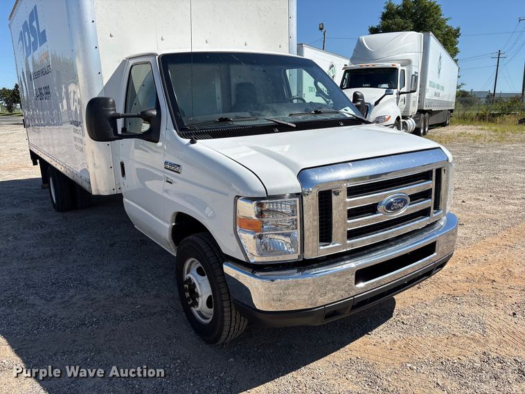 image for item EF1228 2019 Ford E350 box truck