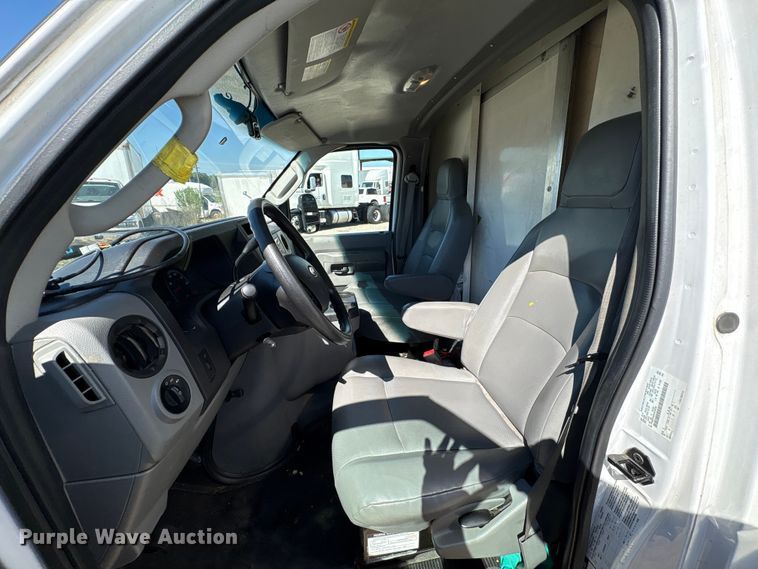 image for item EF1228 2019 Ford E350 box truck