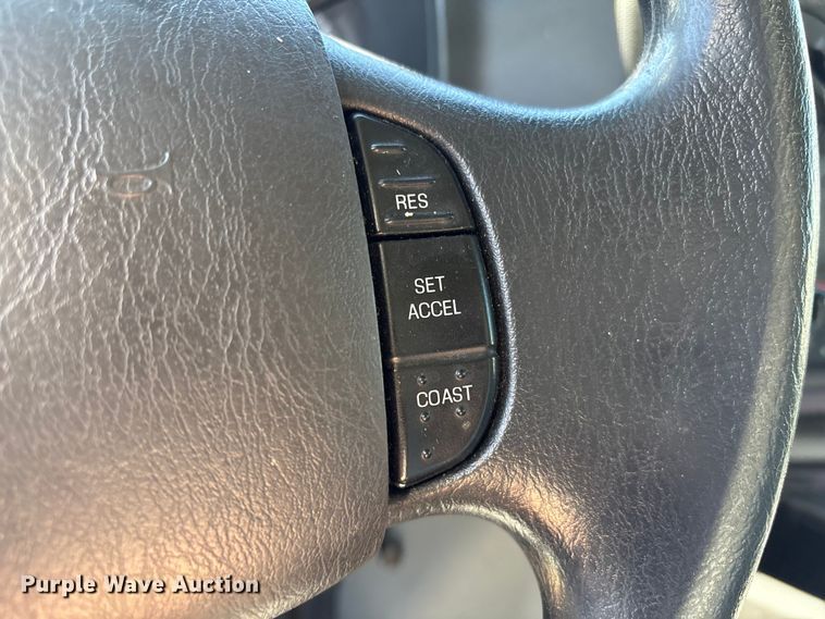 image for item EF1228 2019 Ford E350 box truck