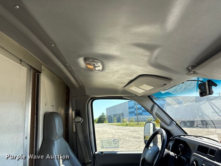image for item EF1228 2019 Ford E350 box truck