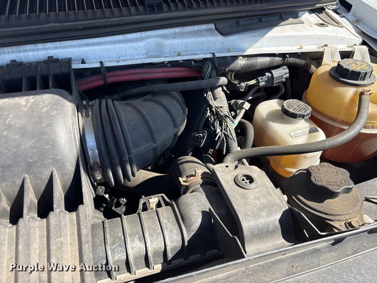 image for item EF1228 2019 Ford E350 box truck