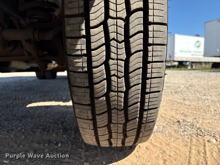 image for item EF1228 2019 Ford E350 box truck