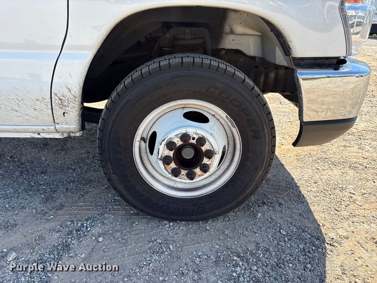 image for item EF1228 2019 Ford E350 box truck