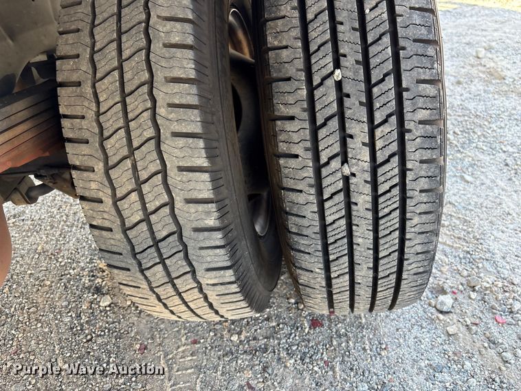 image for item EF1228 2019 Ford E350 box truck