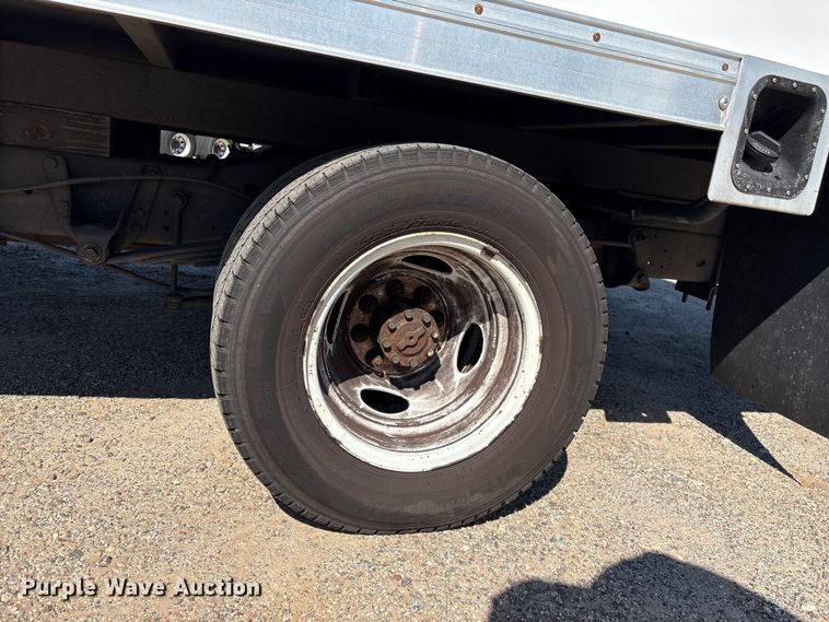image for item EF1228 2019 Ford E350 box truck