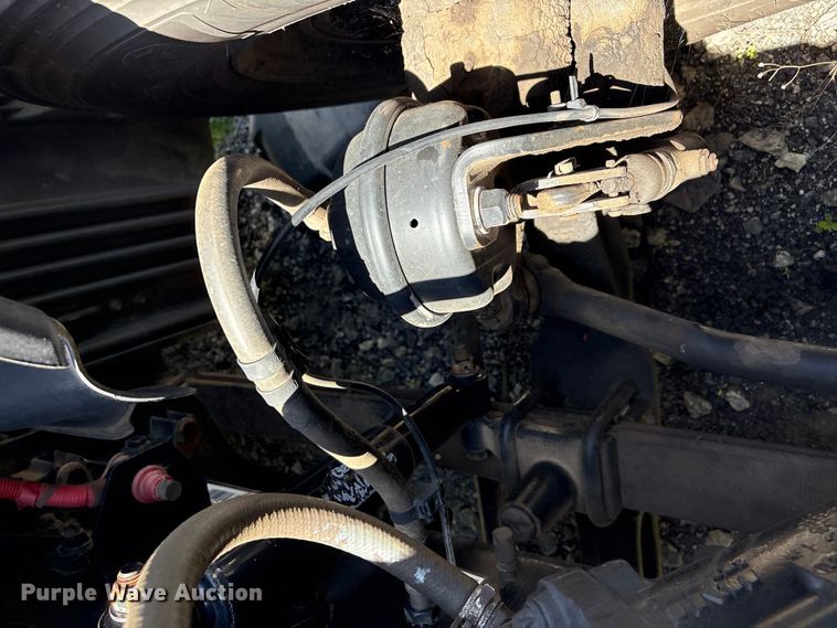 image for item EF1230 2012 Freightliner Cascadia semi truck