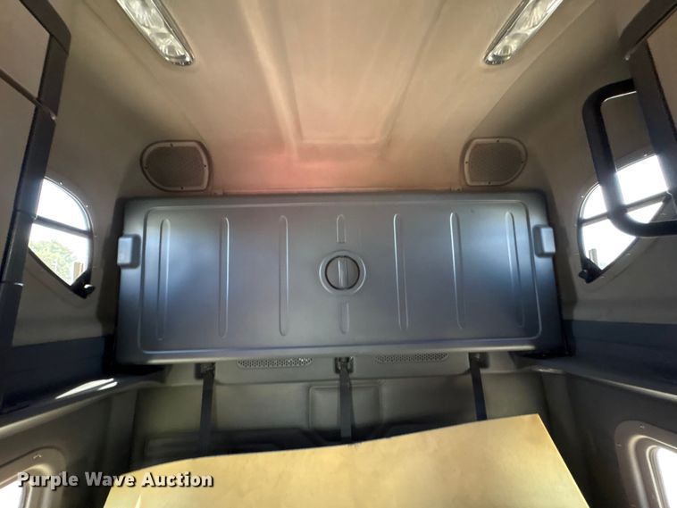 image for item EF1230 2012 Freightliner Cascadia semi truck