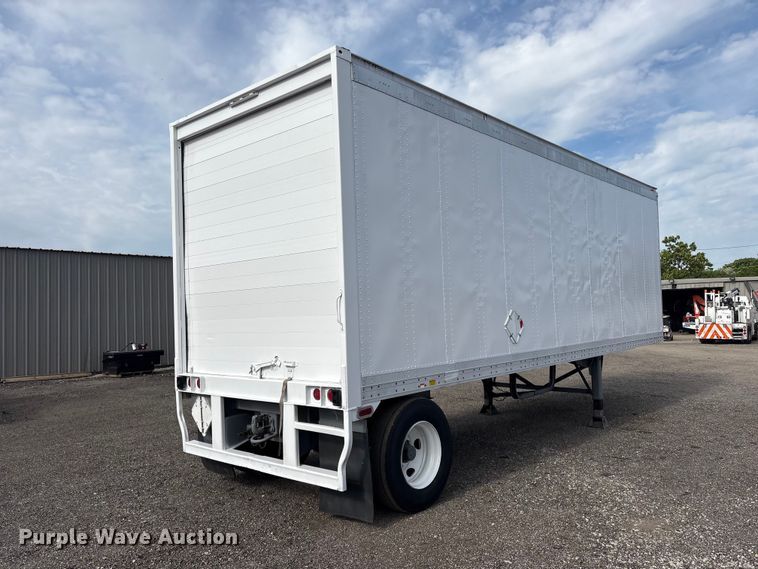 image for item EG9060 1999 Wabash dry van trailer
