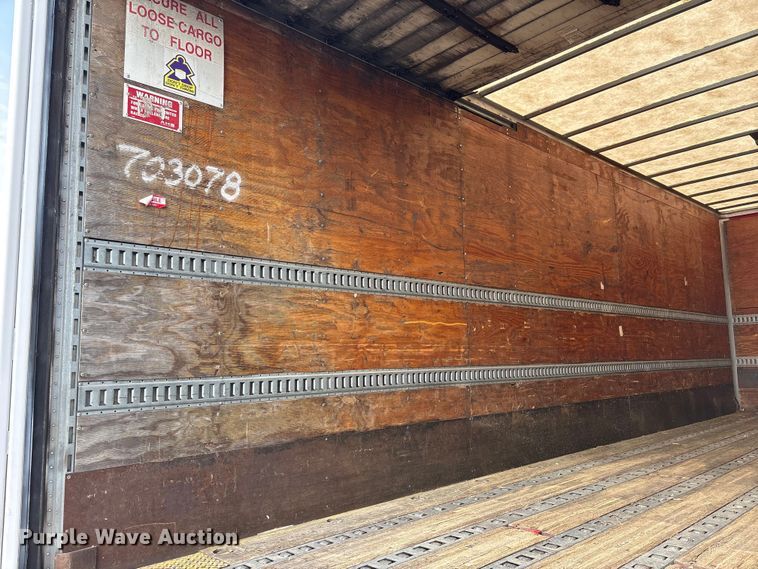 image for item EG9060 1999 Wabash dry van trailer
