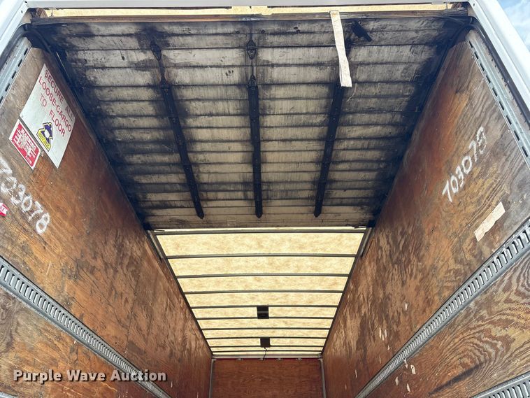 image for item EG9060 1999 Wabash dry van trailer