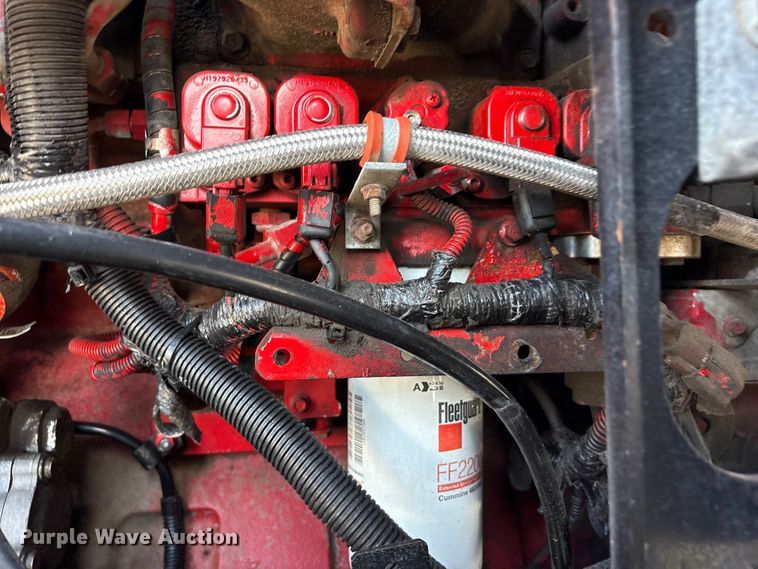image for item EG9156 2011 International LoneStar semi truck