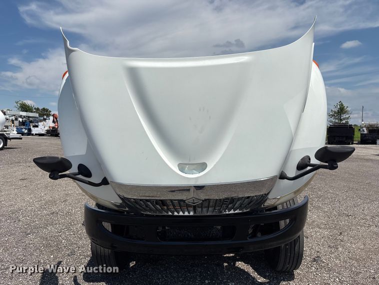 image for item EG9162 2009 International DuraStar 4300 flatbed truck