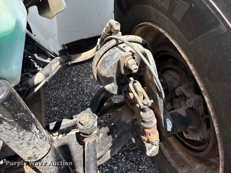 image for item EG9162 2009 International DuraStar 4300 flatbed truck