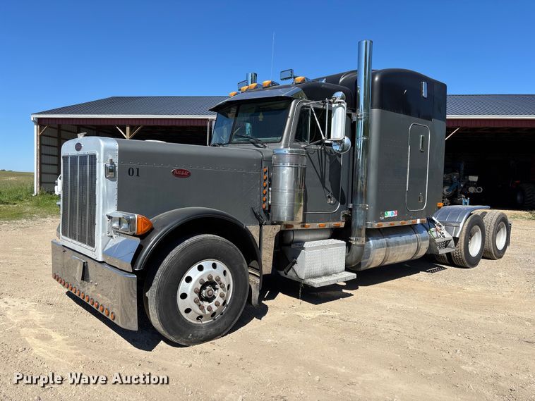 2000 Peterbilt 379