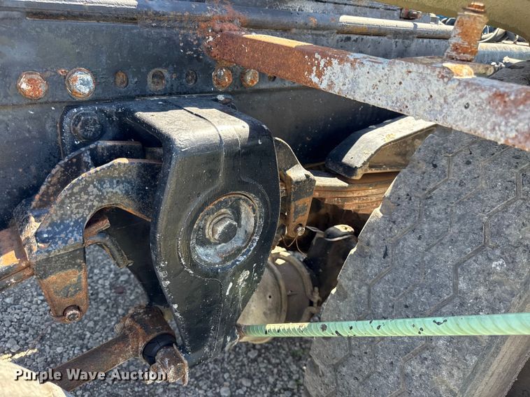 image for item EN0417 1996 Freightliner FLD semi truck