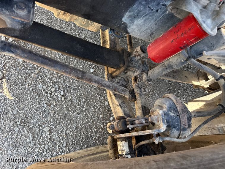 image for item EN0419 2007 Freightliner Columbia semi truck