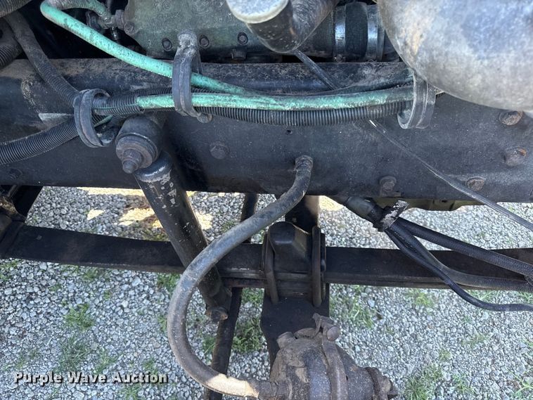 image for item EN0421 1993 Kenworth semi truck