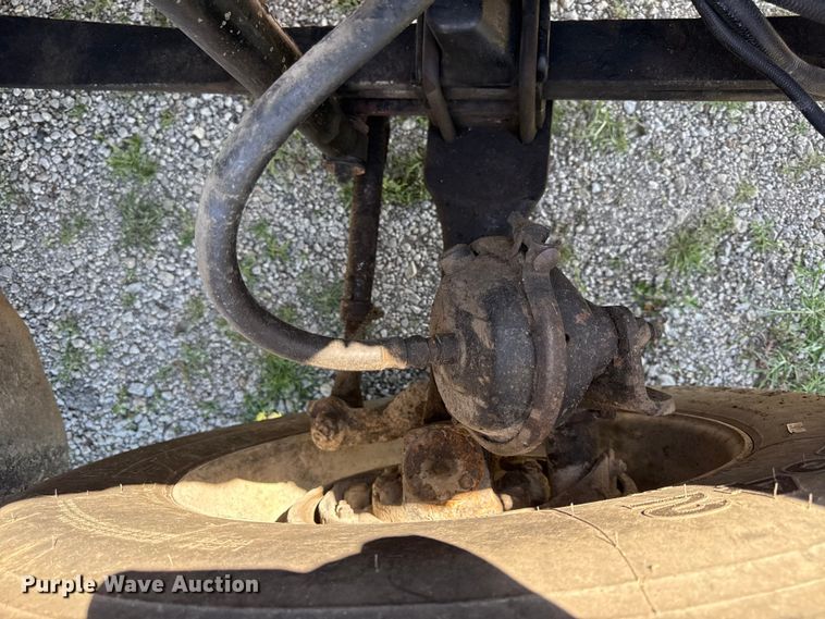 image for item EN0421 1993 Kenworth semi truck
