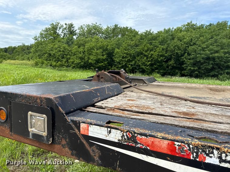 image for item EN0429 2005 Landoll 610B tilt deck equipment trailer