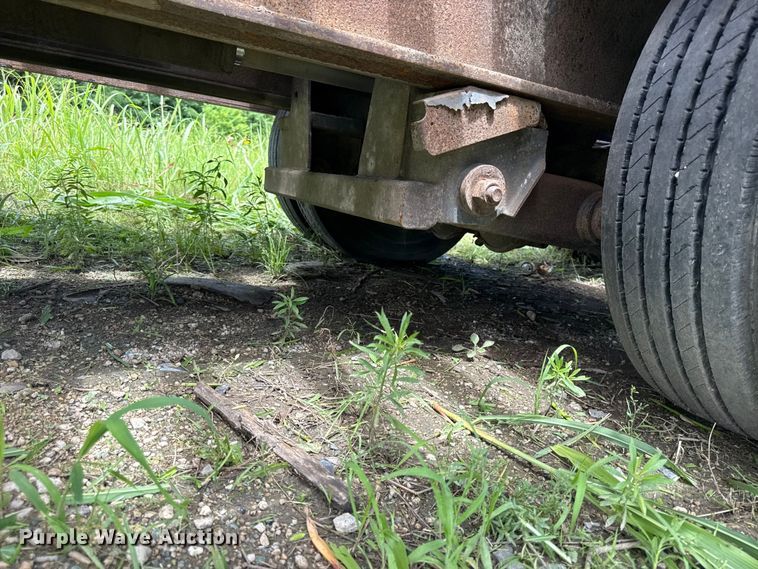 image for item EN0429 2005 Landoll 610B tilt deck equipment trailer