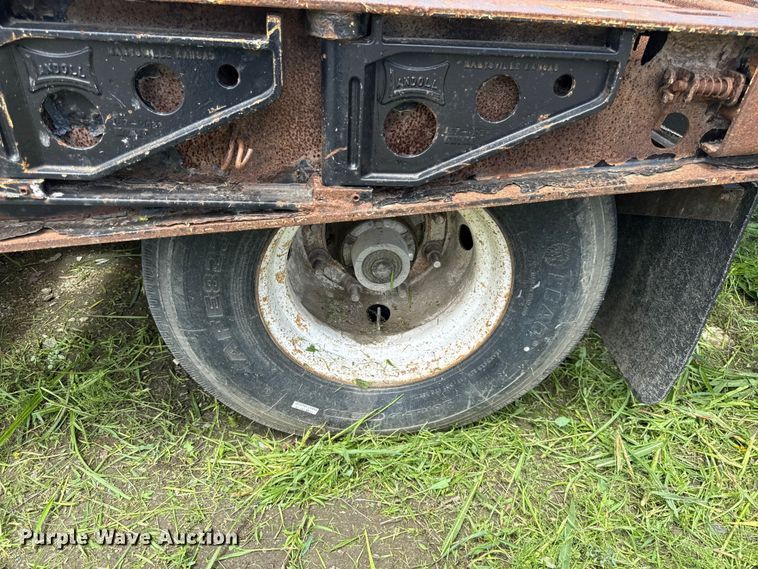 image for item EN0429 2005 Landoll 610B tilt deck equipment trailer