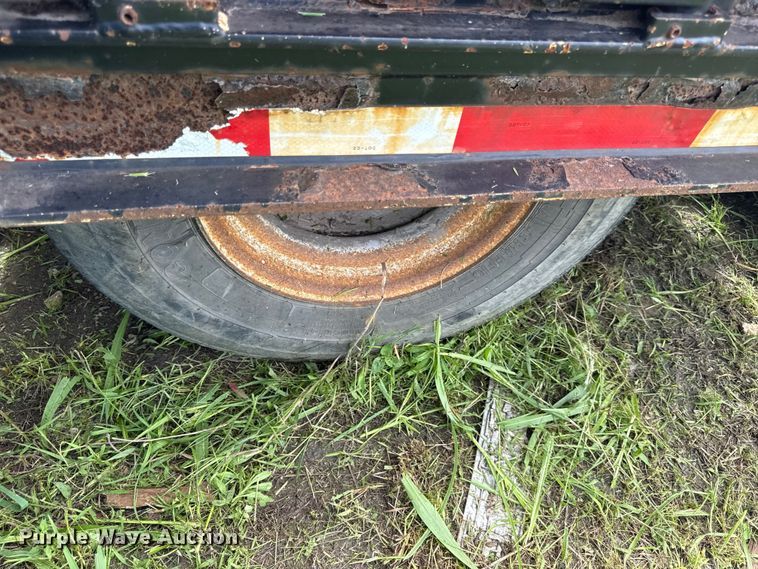 image for item EN0429 2005 Landoll 610B tilt deck equipment trailer