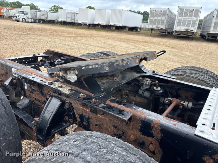 image for item ER3015 2015 Kenworth T680 semi truck