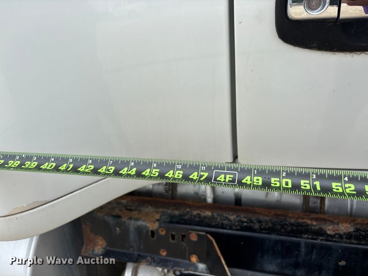 image for item ER3015 2015 Kenworth T680 semi truck