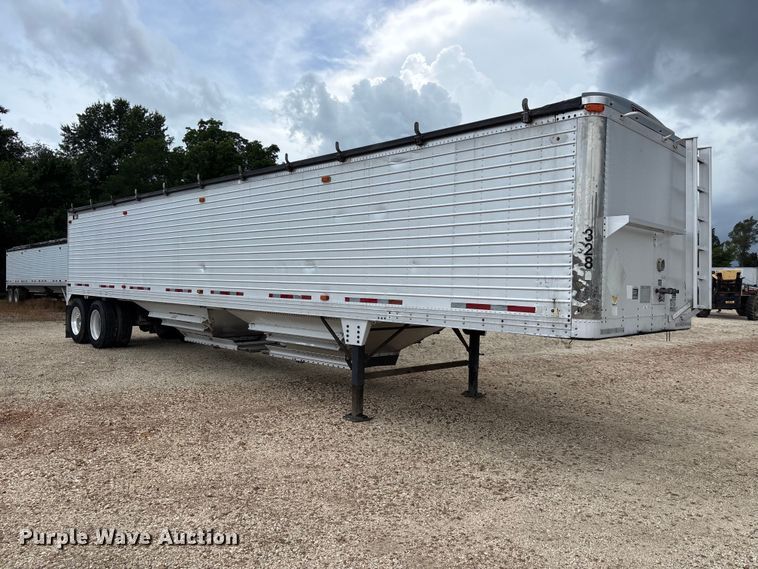 image for item ER3019 2001 Timpte Super Hopper grain trailer