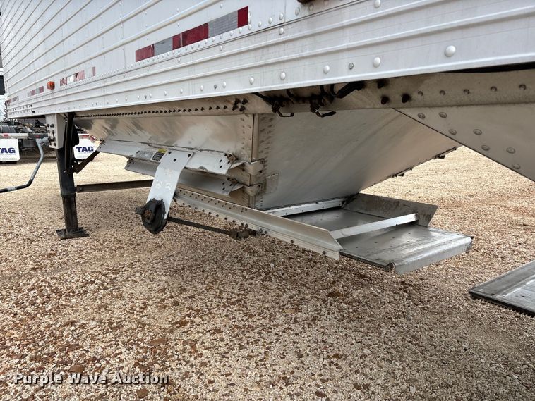 image for item ER3019 2001 Timpte Super Hopper grain trailer