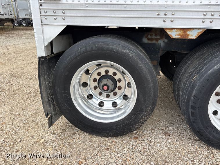 image for item ER3019 2001 Timpte Super Hopper grain trailer
