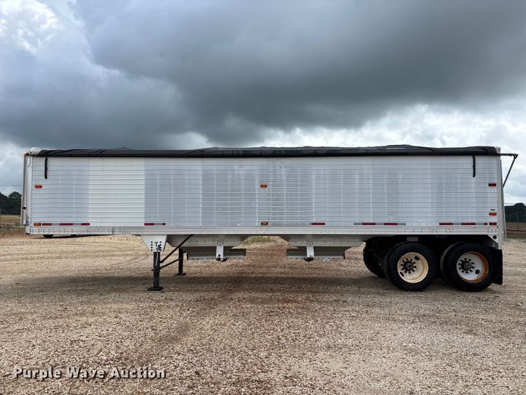 image for item ER3020 2005 Timpte Hopper grain trailer