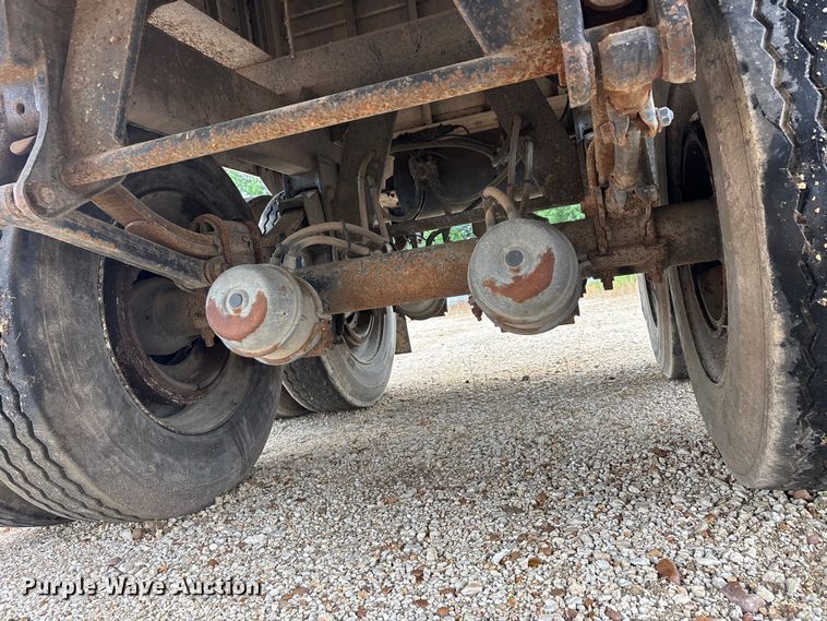 image for item ER3020 2005 Timpte Hopper grain trailer