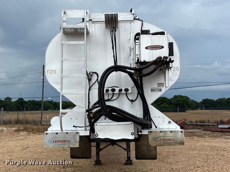 image for item ER3021 2020 Ledwell LW49ADC-DD-Hv-VR feed delivery trailer