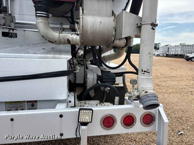 image for item ER3021 2020 Ledwell LW49ADC-DD-Hv-VR feed delivery trailer
