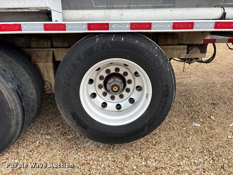 image for item ER3021 2020 Ledwell LW49ADC-DD-Hv-VR feed delivery trailer
