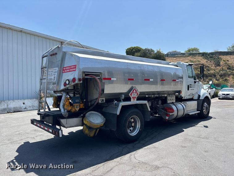 image for item ER7563 2017 International ProStar fuel truck