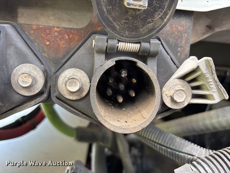 image for item ER7563 2017 International ProStar fuel truck