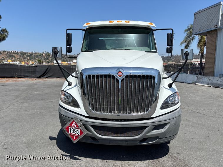 image for item ER7563 2017 International ProStar fuel truck