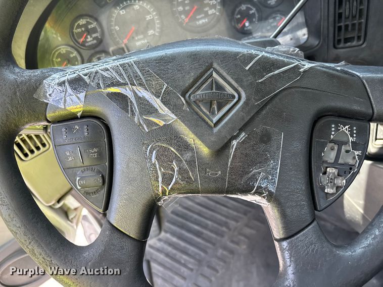 image for item ER7563 2017 International ProStar fuel truck