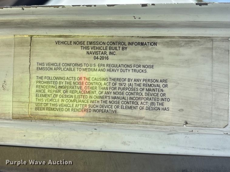 image for item ER7563 2017 International ProStar fuel truck