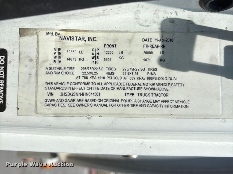 image for item ER7563 2017 International ProStar fuel truck