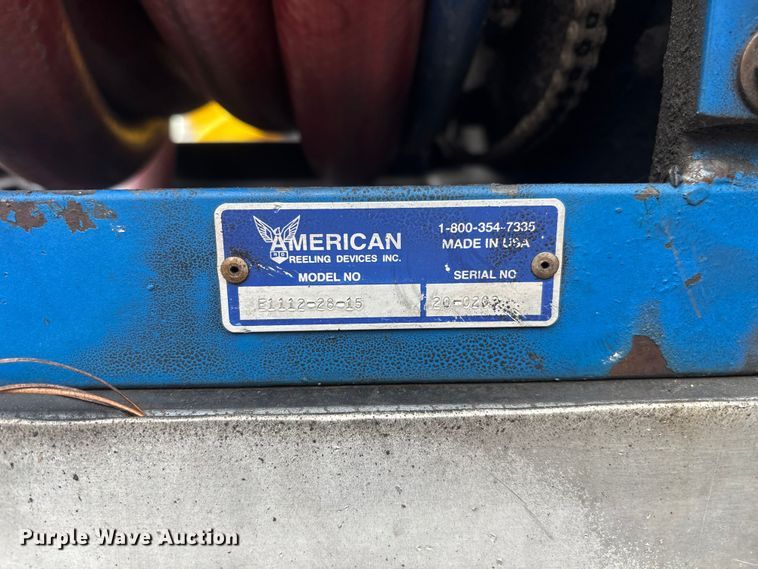 image for item ER7644 2012 Freightliner Cascadia fuel truck