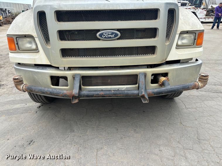 image for item ER7657 2005 Ford F650 Super Duty water truck
